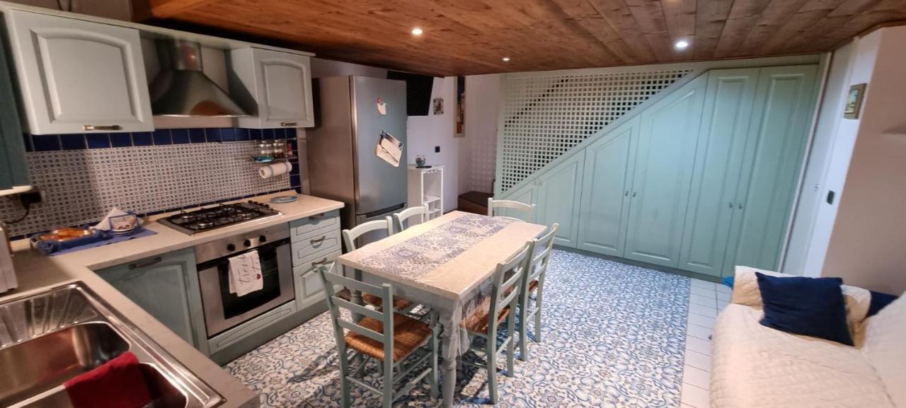 Apartamento L'Ancorotto Azzurro Gaeta Exterior foto